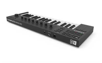 Native Instruments Komplete Kontrol M32 midi klavye kontrolörü