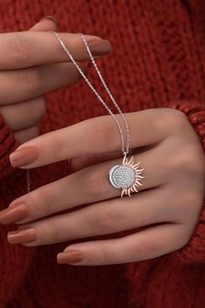 NEREZE 925 Ayar Ay ve Güneş Uyumlu Kolye Kadın Gümüş Kolye