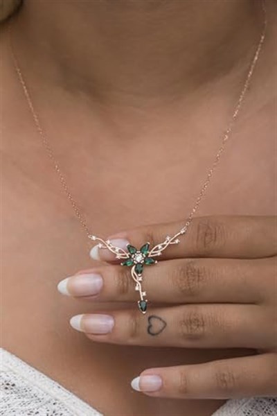 NEREZE 925 Ayar Gümüş Rose Daldaki Gonca Yeşil Çiçek Kolye