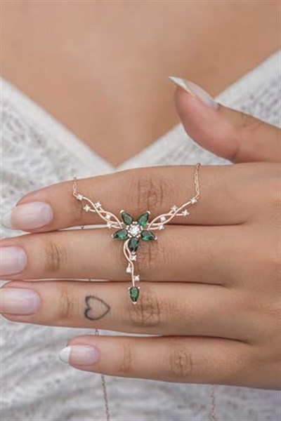 NEREZE 925 Ayar Gümüş Rose Daldaki Gonca Yeşil Çiçek Kolye