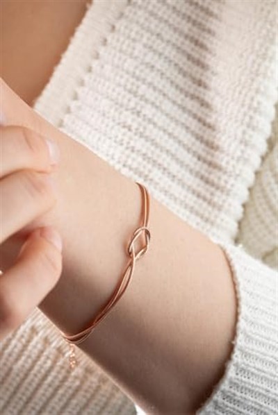 NEREZE 925 Ayar Gümüş Rose Kaplama Düğüm Model Bileklik