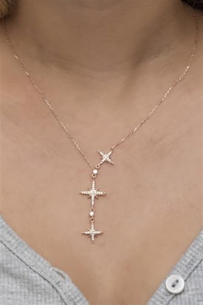 NEREZE 925 Ayar Gümüş Rose Zirkon Taşlı 3Lü Kutup Yıldızı Kolye
