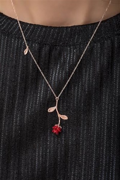NEREZE 925 Ayar Rose Kırmızı Gül Kolye Kadın Gümüş Kolye