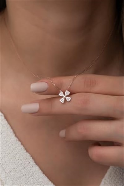 NEREZE 925 Ayar Rose Minik Yonca Kolye Kadın Gümüş Kolye