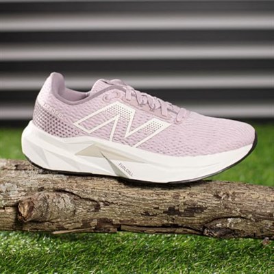 New Balance Fuelcell Propel V5 Koşu AyakkabısıKadın