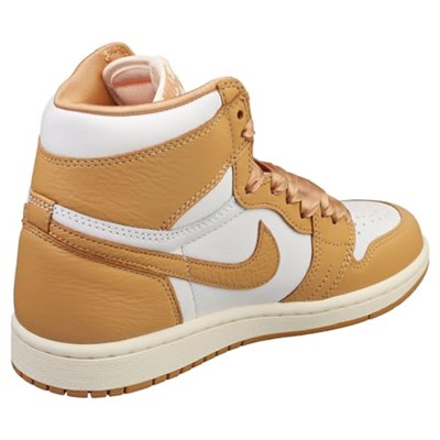 Nike Air Jordan 1 Retro Hi Og Kadın Spor Ayakkabı Fn6622 Spor Ayakkabı, Pralin Beyaz Yelken 201, 44 EU