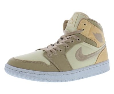 Nike Kadın Basketbol Ayakkabısı, Muslin/Çöl -Celestrial Gold, 8.5