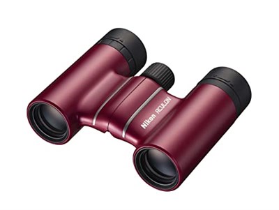 Nikon Aculon T02 8x21 dürbün (8li, 21 mm ön lens çapı), kırmızı