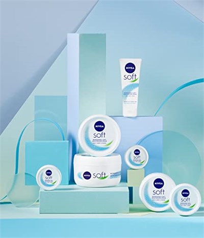 NIVEA Soft Krem, 200 ml, Nemlendirici Bakım Kremi, Yüz, Vücut, El, Jojoba Yağı ve E Vitamini ile Cilt Bakımı, Anında Emilen Hafif Formül, Tüm Ciltler için