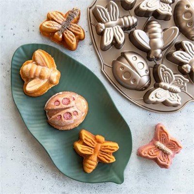 Nordic Ware 53037 kek kalıbı uğur böceği