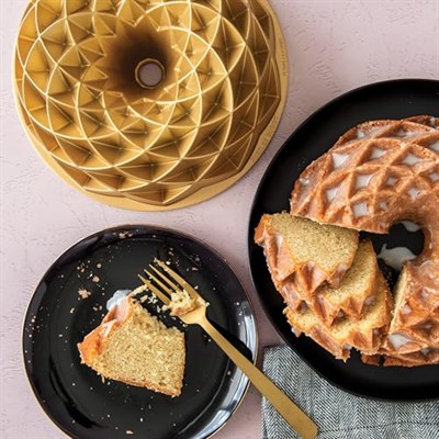 Nordic Ware - 88377 Nordic Ware Jubilee Bundt Tava, One, Gold