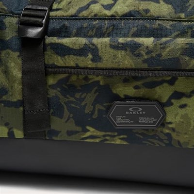Oakley Sırt Çantaları Road Trip Geri Dönüşümlü Duffle 50L Çanta, Kaplan Kamuflaj Yeşili, Tek Boyut, Kaplan Kamuflaj Yeşili, Tek Boyut, Road Trip Geri Dönüşümlü Duffle 50l Çanta, Kaplan Kamuflaj Yeşili