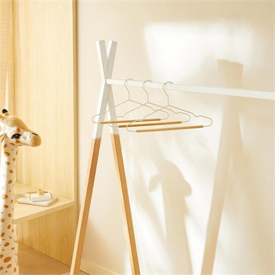 Ocean Home Textile 3lü Ahşap Destekli Mat Beyaz Renk Kauçuk Kaplamalı Metal Çocuk Giysi Askısı 18 X 32 X 0.3 Cm