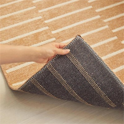 Ocean Home Textile Bej Renk Çizgi Desenli Şönil Halı Kilim 120 X 180 Cm