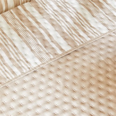 Ocean Home Textile Pamuklu Kapitoneli Bej Renk Çizgi Desen Tek Kişilik Yatak Örtüsü Seti 1 Adet 180 X 230 / 1 Adet 50 X 70 Cm