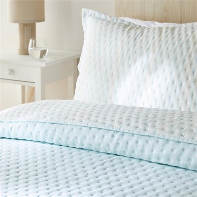 Ocean Home Textile Pamuklu Kapitoneli Açık Mavi Renk Çizgi Desen Tek Kişilik Yatak Örtüsü Seti 1 Adet 180 X 230 / 1 Adet 50 X 70 C
