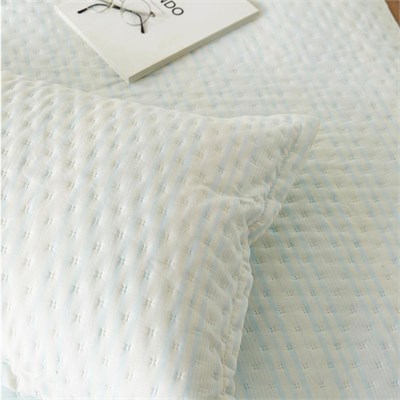 Ocean Home Textile Pamuklu Kapitoneli Açık Mavi Renk Çizgi Desen Tek Kişilik Yatak Örtüsü Seti 1 Adet 180 X 230 / 1 Adet 50 X 70 C