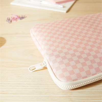 Ocean Home Textile Su İtici Leke Tutmaz Pembe Dama Desen Tablet Taşıma Çantası / Kılıfı 27 X 21 X 2 Cm