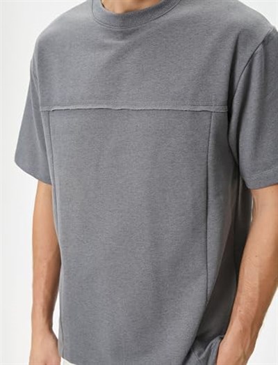 Oversize Tişört Dikiş Detaylı Bisiklet Yaka Kısa Kollu