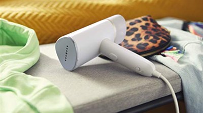 Philips El Tipi Buharlı Ütü 3000 Serisi – Kompakt ve Katlanabilir Tasarım, 30 Saniyede Hazır, 1000W ve 20g/dak Sürekli Buhar, Ütü Masası Gerektirmez, Tüm Kumaşlarda Güvenli (STH3020/10)