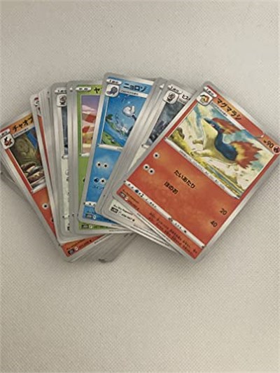 Pokemon TCG: Japon kartları, her seriden 50 kart