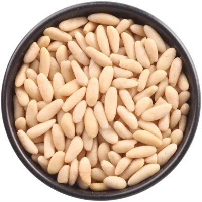 Qavruq Dolmalık Yer Fıstığı, Çiğ, 500 Gram,%100 Doğal, Kabuğu Soyulmuş, Yemeklik ve Ara Öğün İçin Protein Kaynağı (500 Gram)