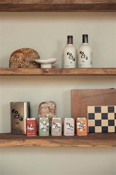 Roda Farm est. 2020 Acı Kırmızı Biber Çeşnili Natürel Sızma Zeytinyağı 175 ml