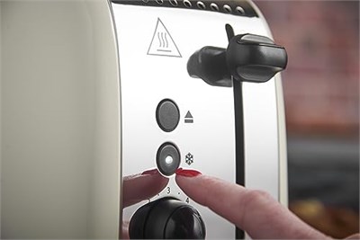 Russell Hobbs Ekmek kızartma makinesi [2 dilim için] Colours Plus Inox krem (ekstra geniş yuvalar, 6 kademeli hızlı kızartma, kaldırma ve kontrol, buz çözme, ısıtma, 1600 W) Toaster 26551-56