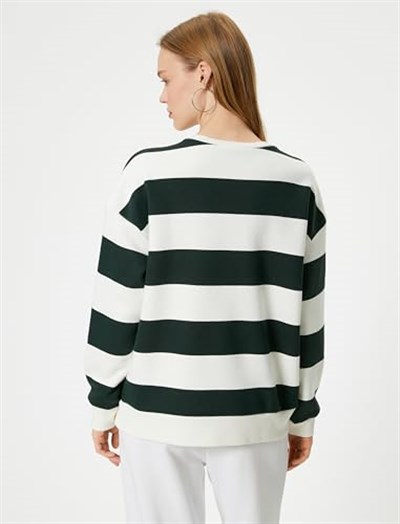 Şardonlu Bisiklet Yaka Sweatshirt Relax Fit Uzun Kollu