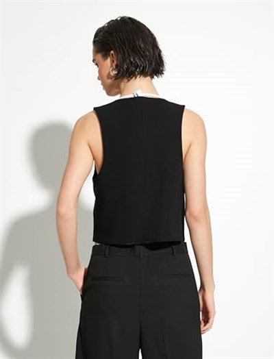 Single Buttoned V Neck Vest