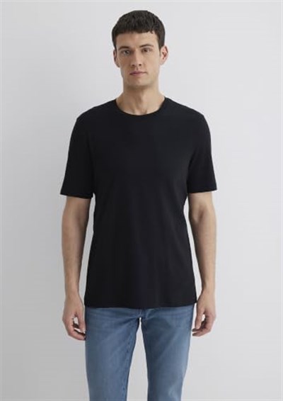 Siyah Basic Tişört Regular Fit/Normal Kesim 0611108-900
