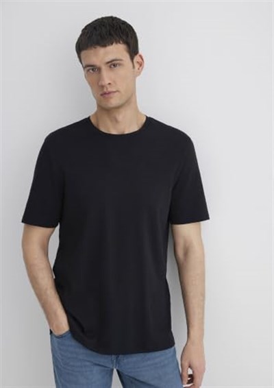 Siyah Basic Tişört Regular Fit/Normal Kesim 0611108-900