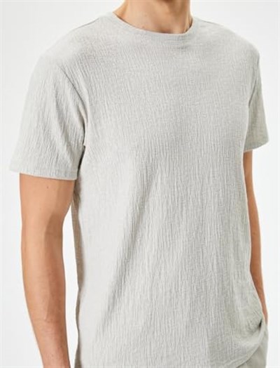 Slim Fit Tişört Bisiklet Yaka Kısa Kollu Dokulu