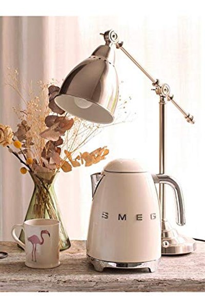 Smeg KLF03CREU Su Isıtıcısı, 1,7 Litre Kapasiteli, Krom Paslanmaz Çelik, Ayarlanabilir Termostat, Su Seviyesi Göstergesi, Sıcak Tutma Fonksiyonu, Krem Rengi