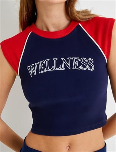 Spor Kolsuz Crop Tişört Renk Bloklu Yuvarlak Yaka Baskılı Ribanalı Slim Fit