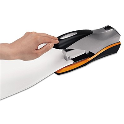 Swingline Stapler, Optima 70, masaüstü istifleyici, 70 yaprak kapasiteli, azaltılmış etki, yarım şerit, gümüş (87875)