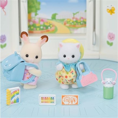 Sylvanian Families EPOCH Anaokulu Arkadaşları Yol Arkadaşı İkilisi, Oyuncak