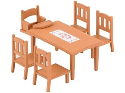 Sylvanian Families Yemek Masası ve Sandalye