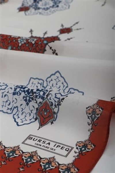 Taba Yeşil Göbekli Vual Fular