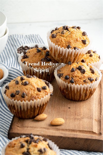 Takribi 200 Adet Büyük Boy Beyaz Muffin Kek Kalıbı, Cupcake Kağıdı, Browine Kalıbı 50x40 Mm