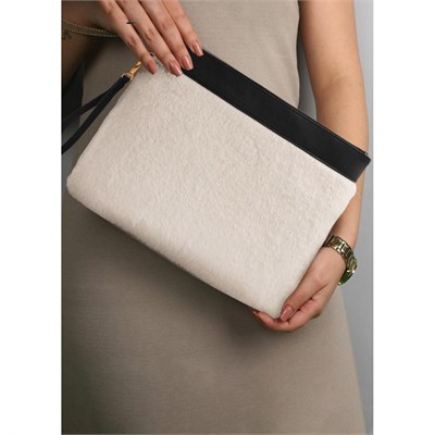 The Mia Peluş Clutch Çanta Beyaz 26x33 Cm