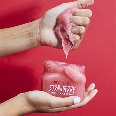 Tree Hut Strawberry Shea Sugar Scrub Vücut Peelingi 510GR