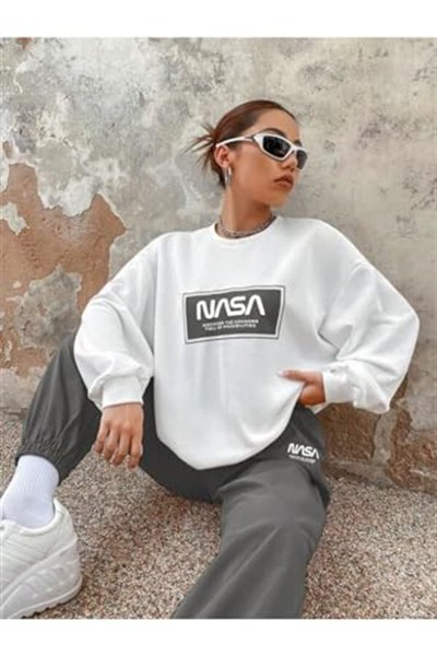 TrendSeninle Kadın Beyaz Füme Nasa Baskılı Oversize Alt Üst Eşofman Takımı