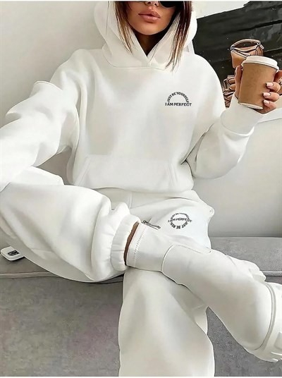 TrendSeninle Kadın Beyaz I AM PERFECT Baskılı Oversize Alt Üst Eşofman Takımı