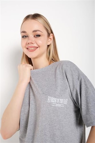 TrendSeninle Kadın Oversize Gri Japanese Sırt Baskılı T-shirt