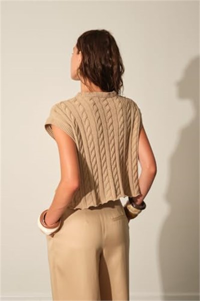 Triko Süveter - Bedenler: S, M, L