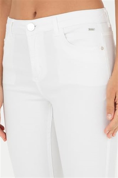 U.S. Polo Assn. Kadın Beyaz Pantolon (Kanvas-Chino) 50281692-VR013
