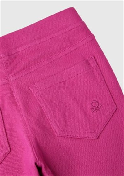 United Colors of Benetton Arka Cebi Logo İşlemeli Beli Lastikli Dar Kesim Pantolon Pantolon Kız çocuk