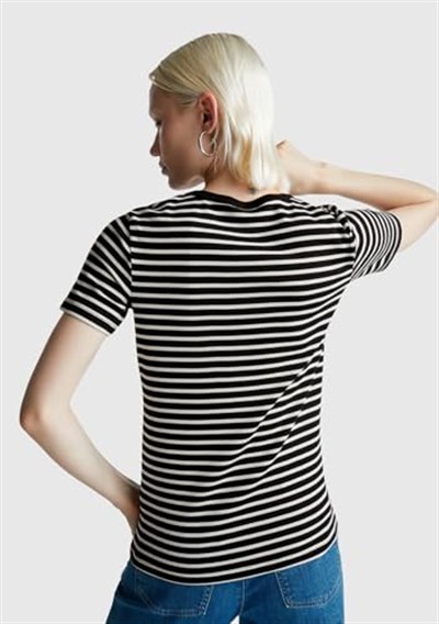 United Colors of Benetton Kadın Mor Mix%100 Pamuk Sol Altı Logolu Çizgili Yuvarlak Yaka T-Shirt