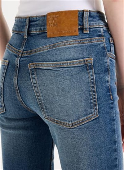 United Colors of Benetton Koyu Mavi Streç Pamuklu Cepli Normal Bel İspanyol Paça Denim Pantolon, 125P4OTADE00F